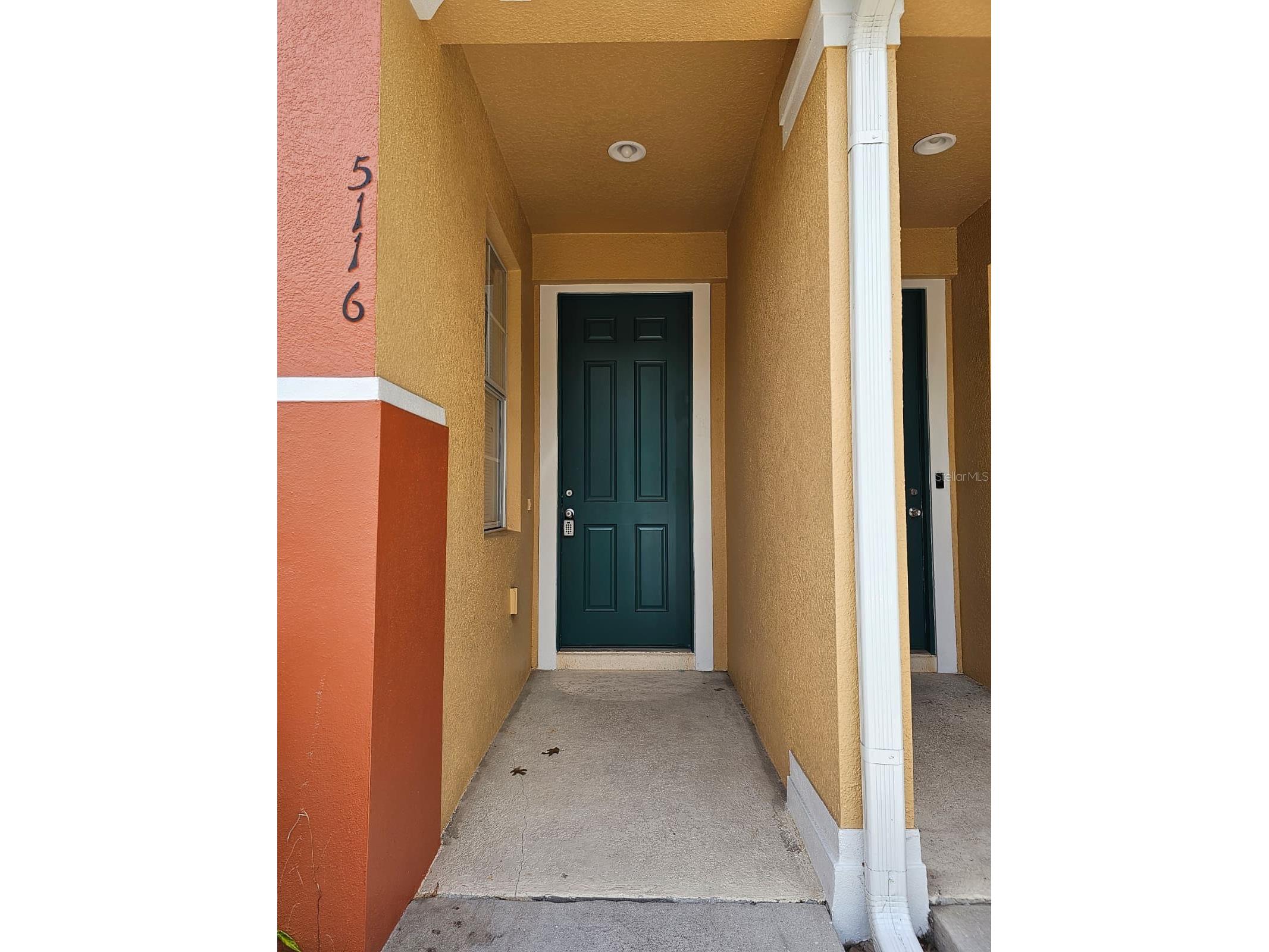 5116 Dominica Drive Kissimmee FL 34746 S5152018 image1