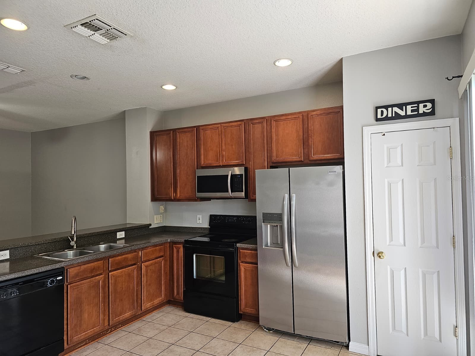 5116 Dominica Drive Kissimmee FL 34746 S5152018 image4