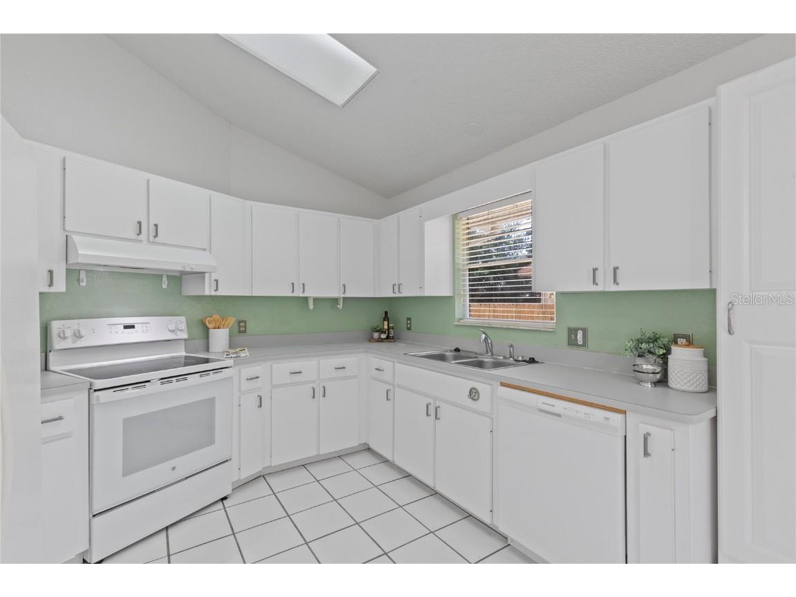 5116 Plantation Drive Holiday FL 34690 TB8402886 image7