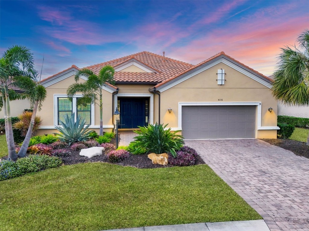 5116 Tivoli Run Bradenton FL 34211 A4638231 image1