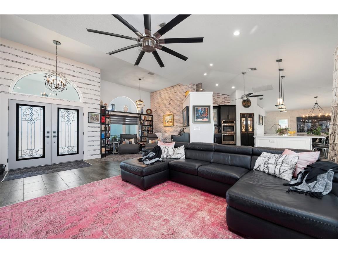 5117 Collingswood Boulevard Port Charlotte FL 33948 C7513898 image4