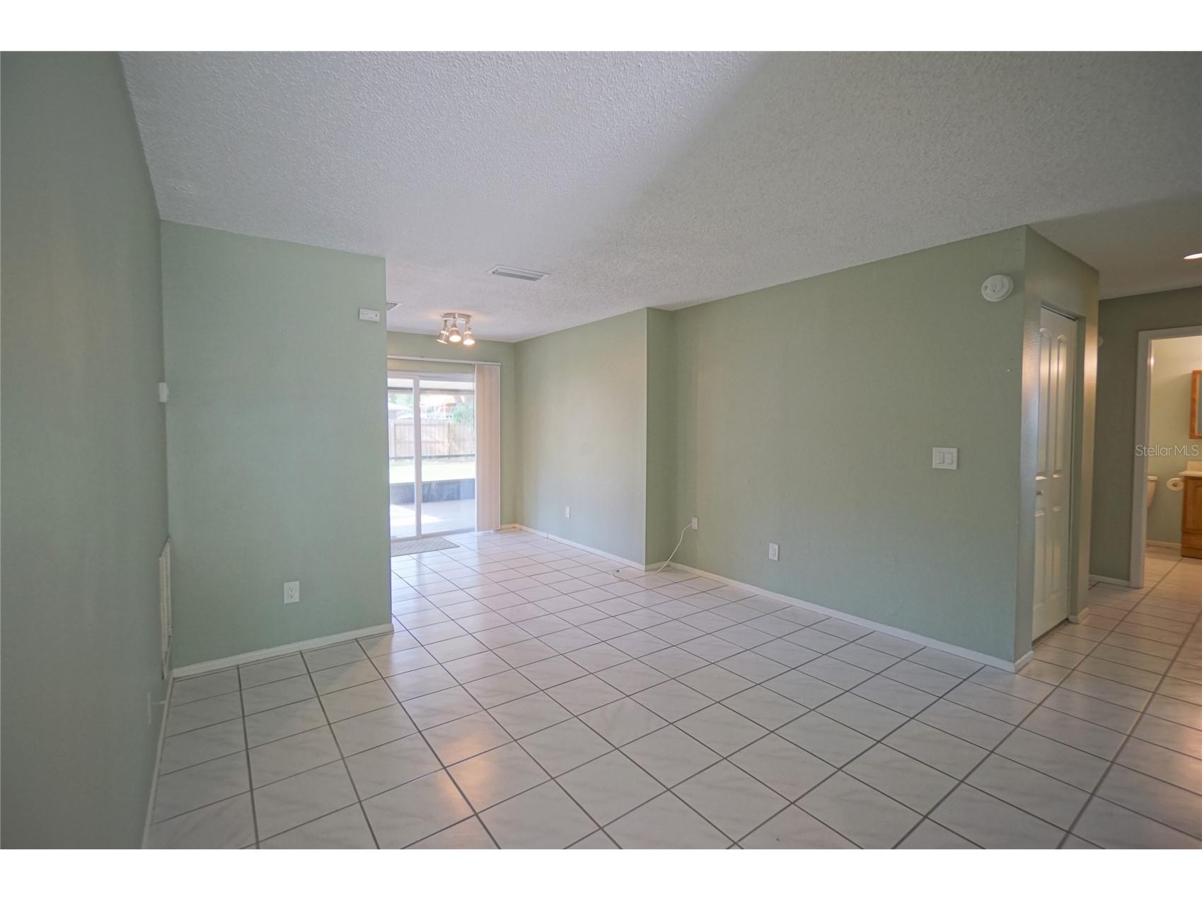 5117 Ellendale Avenue Tampa FL 33625 TB8518194 image3