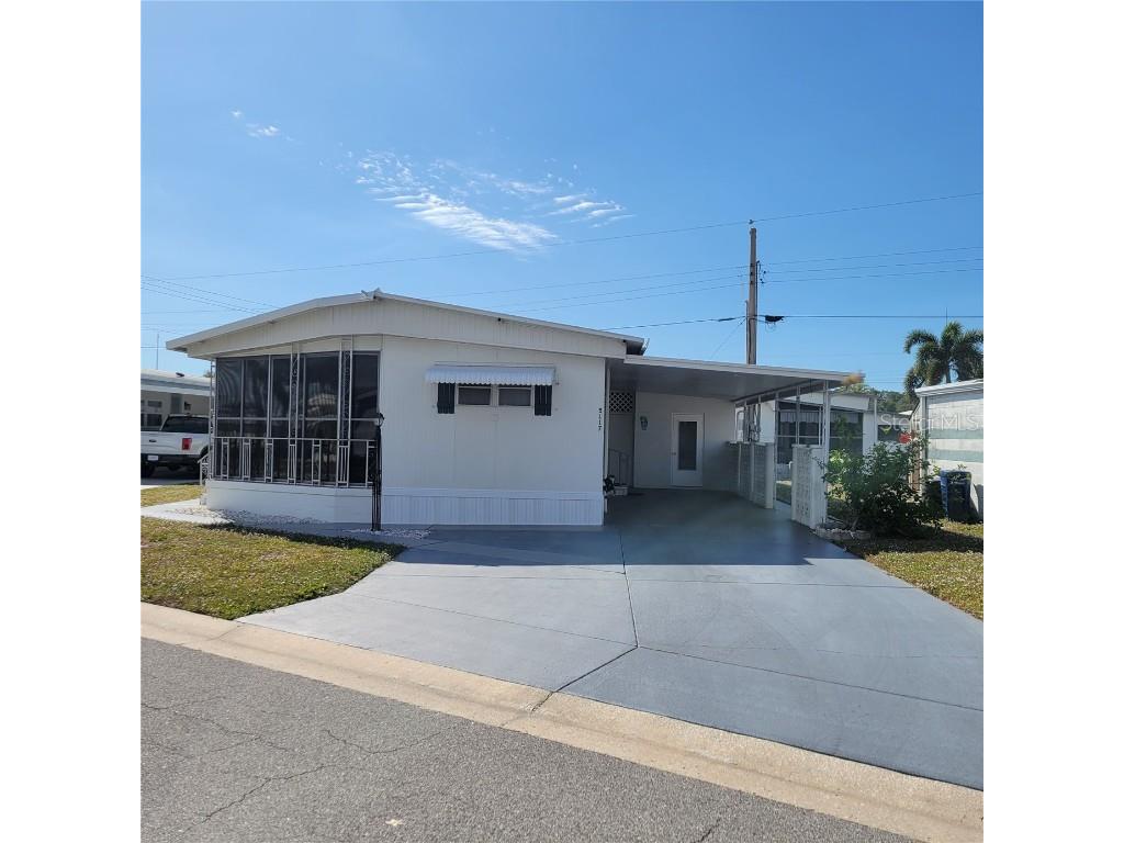 5117 Oakland Hills Avenue Sarasota FL 34234 A4588801 image1