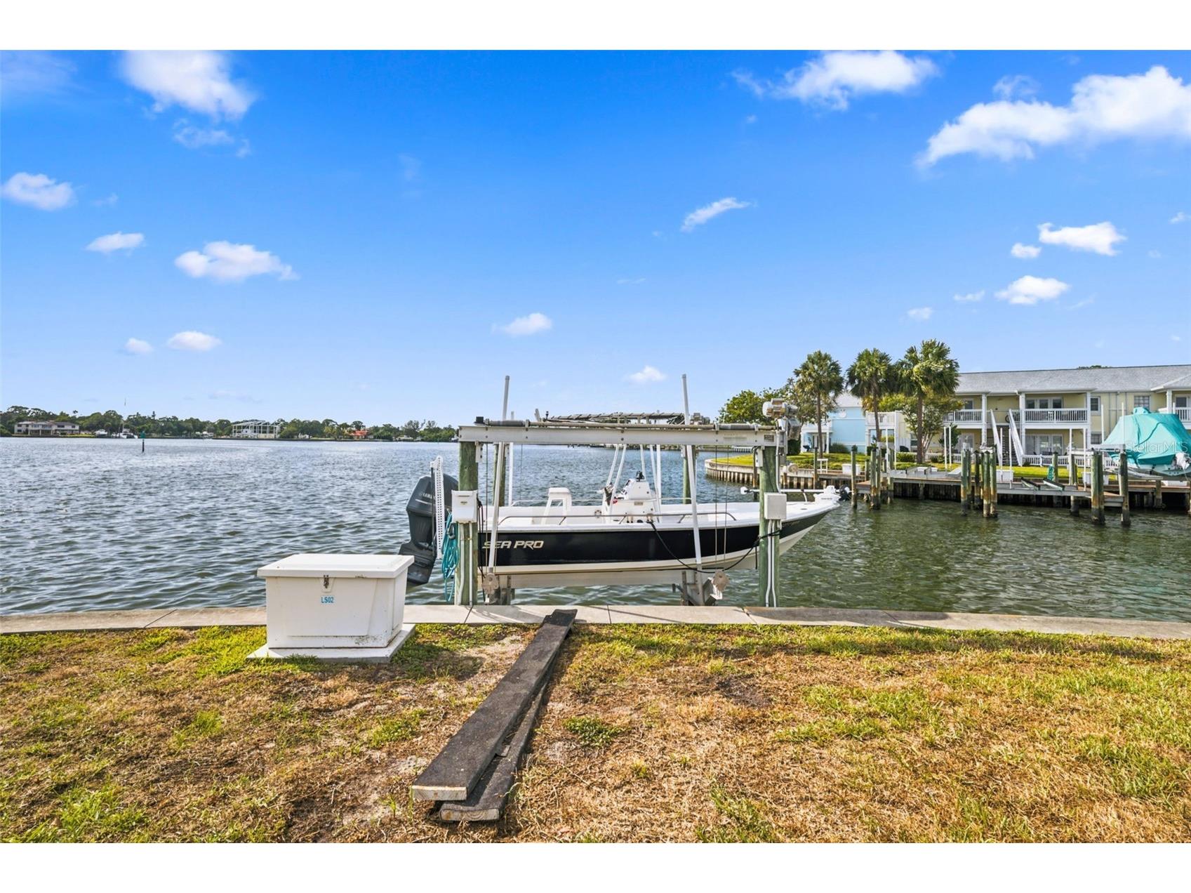 5117 Salmon Drive SE #B Saint Petersburg FL 33705 - TAMPA BAY TB8523080 image33