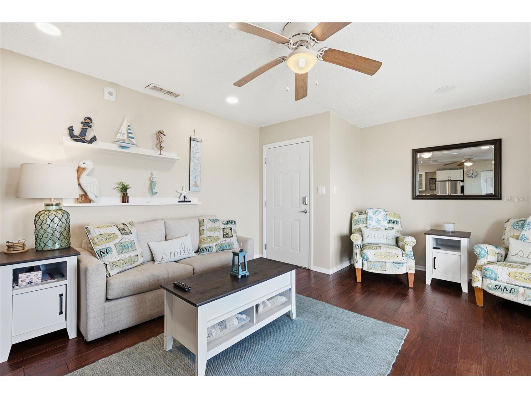 5117 Salmon Drive SE #B Saint Petersburg FL 33705 - TAMPA BAY TB8523080 image5