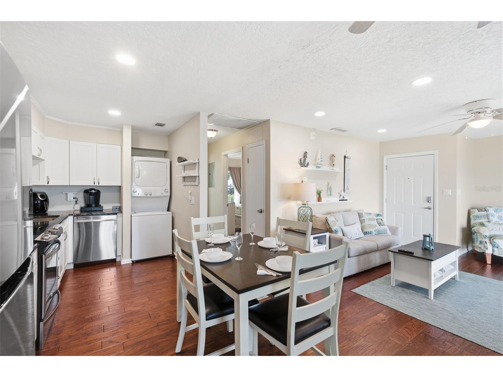 5117 Salmon Drive SE #B Saint Petersburg FL 33705 - TAMPA BAY TB8523080 image8