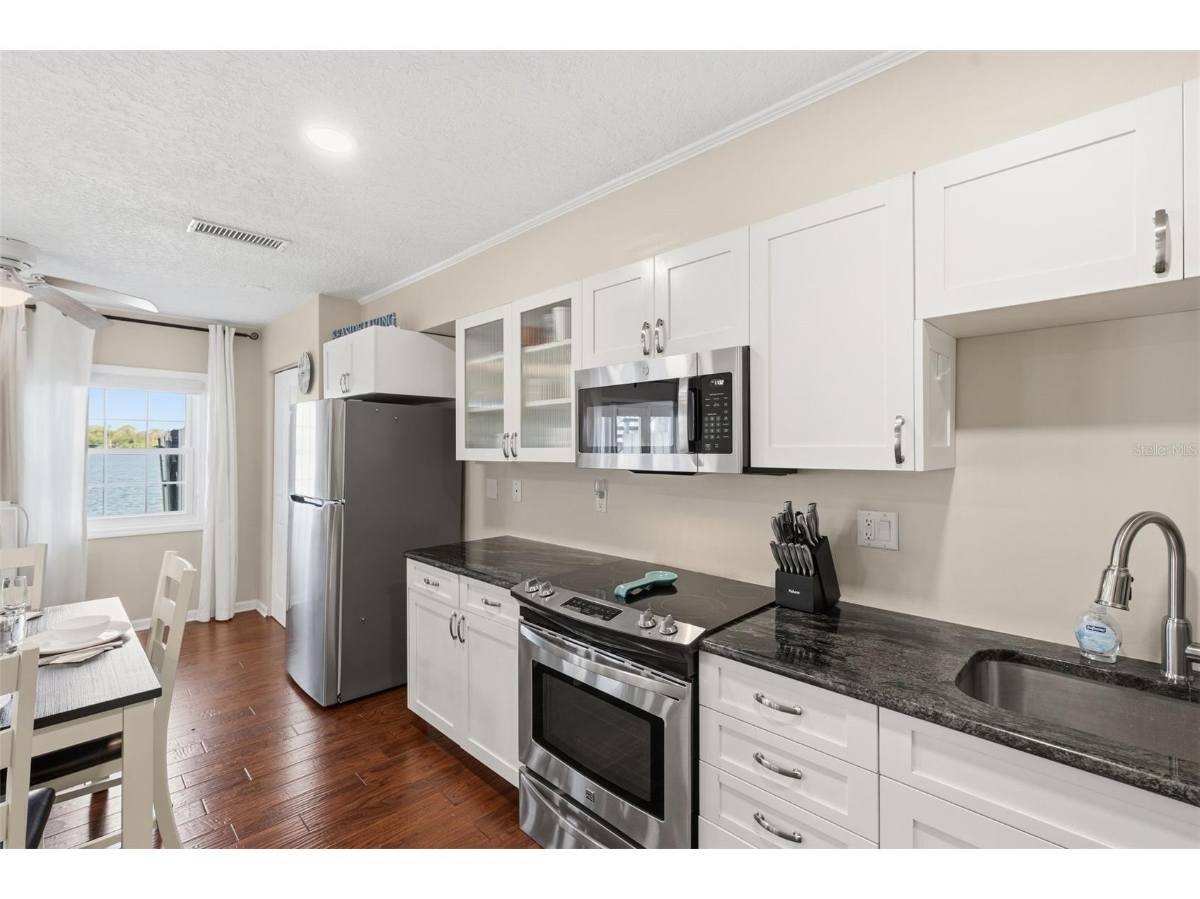 5117 Salmon Drive SE #B Saint Petersburg FL 33705 - TAMPA BAY TB8523080 image9