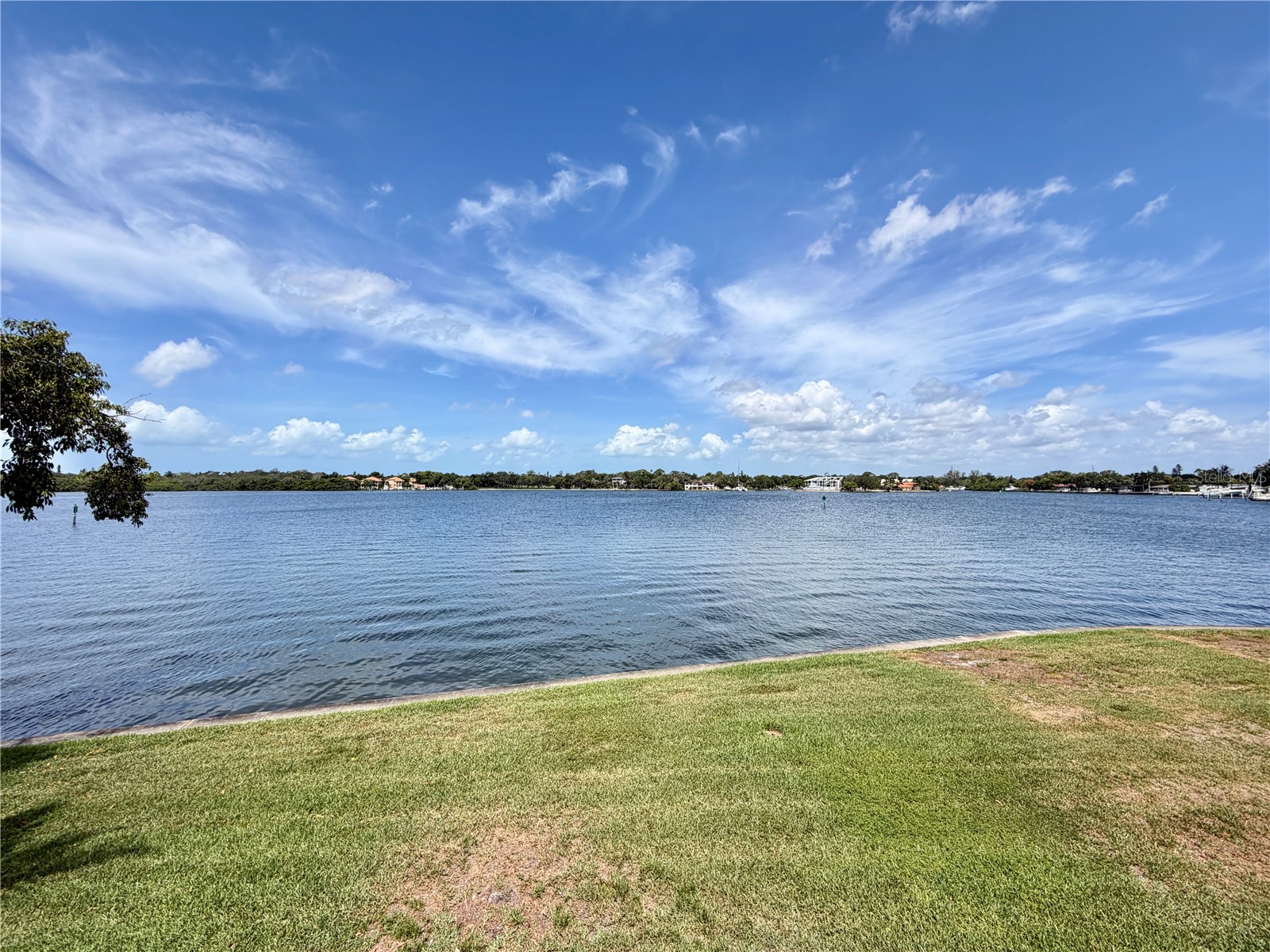 5117 Salmon Drive SE #D Saint Petersburg FL 33705 TB8512767 image19