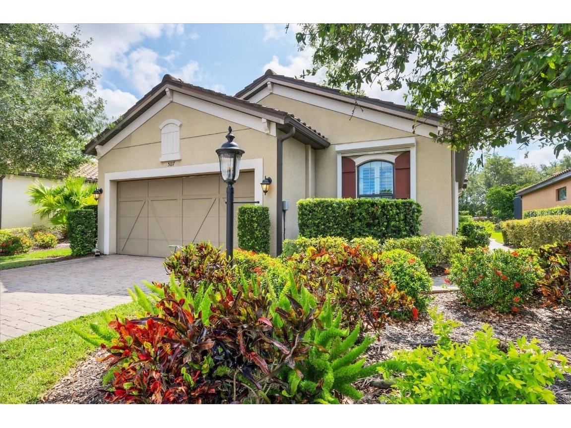 5117 Serata Drive Lakewood Ranch FL 34211 A4655043 image1