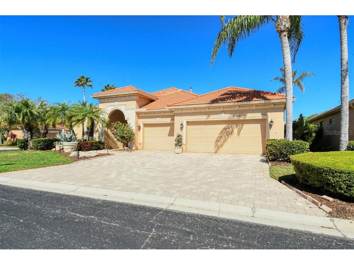 5118 Chateau Court Sarasota FL 34238 A4638735 image1
