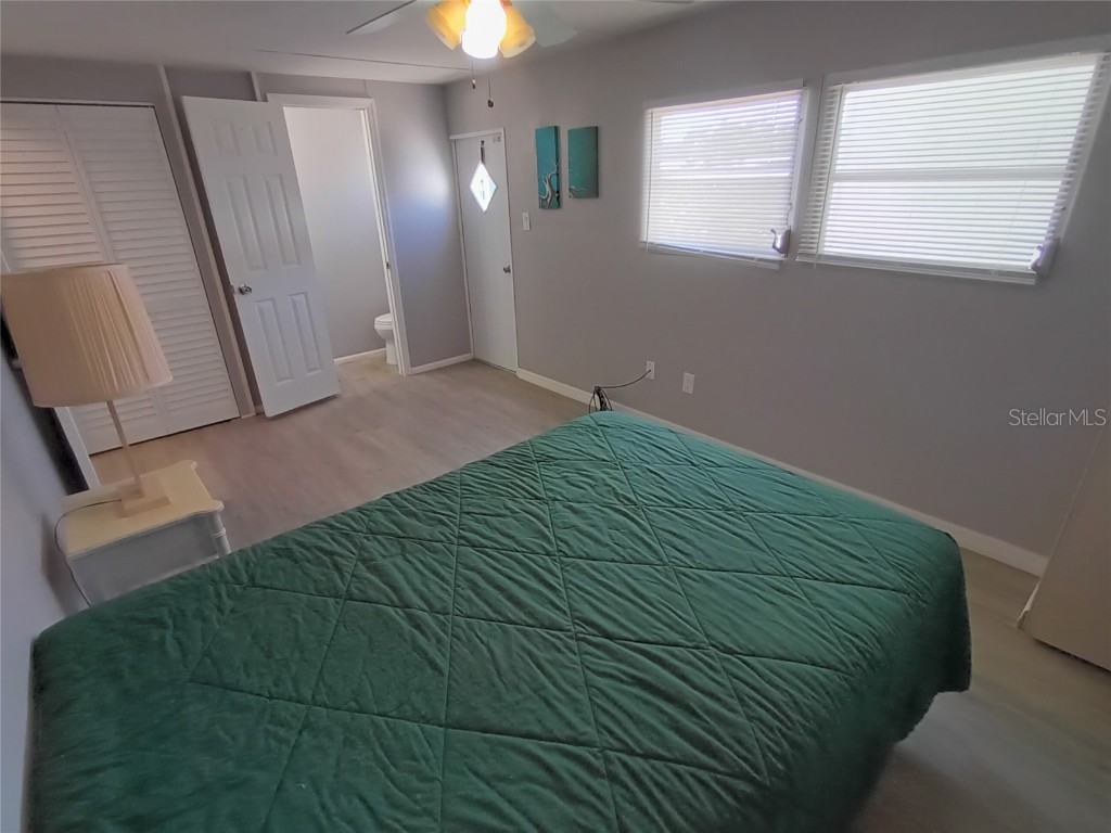 5118 Oakland Hills Avenue Sarasota FL 34234 A4653112 image17