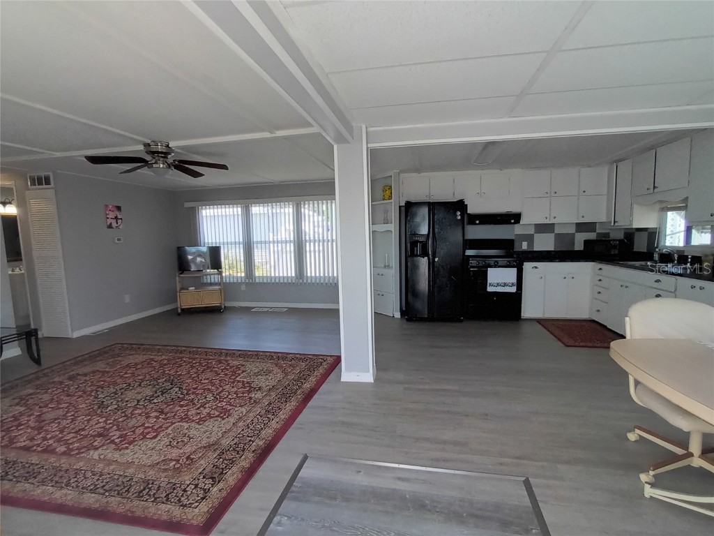 5118 Oakland Hills Avenue Sarasota FL 34234 A4653112 image3