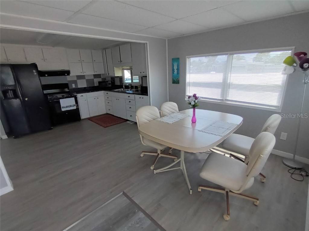 5118 Oakland Hills Avenue Sarasota FL 34234 A4653112 image4