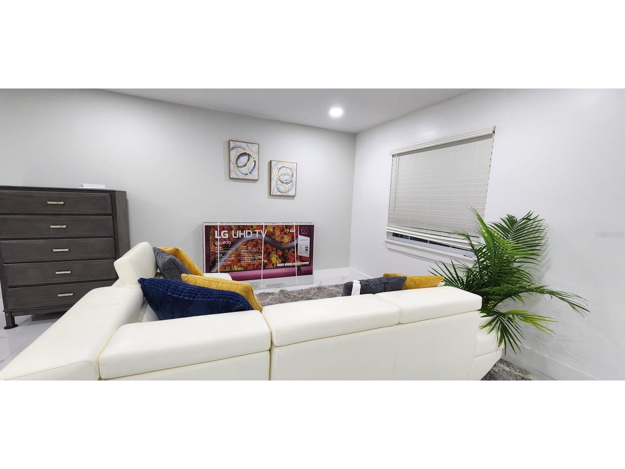 5118 Tennis Court Circle Tampa FL 33617 TB8490450 image4