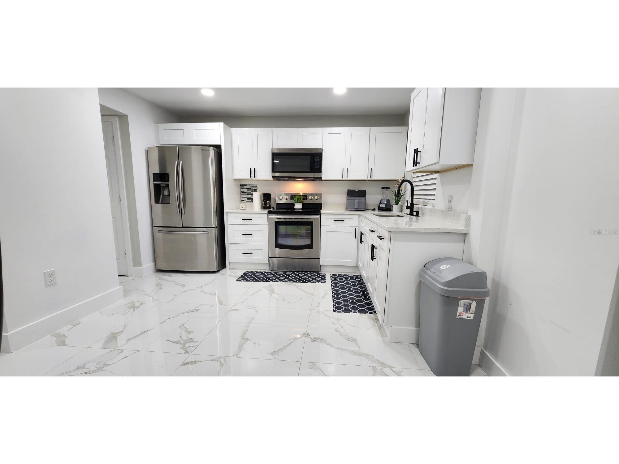 5118 Tennis Court Circle Tampa FL 33617 TB8490450 image7