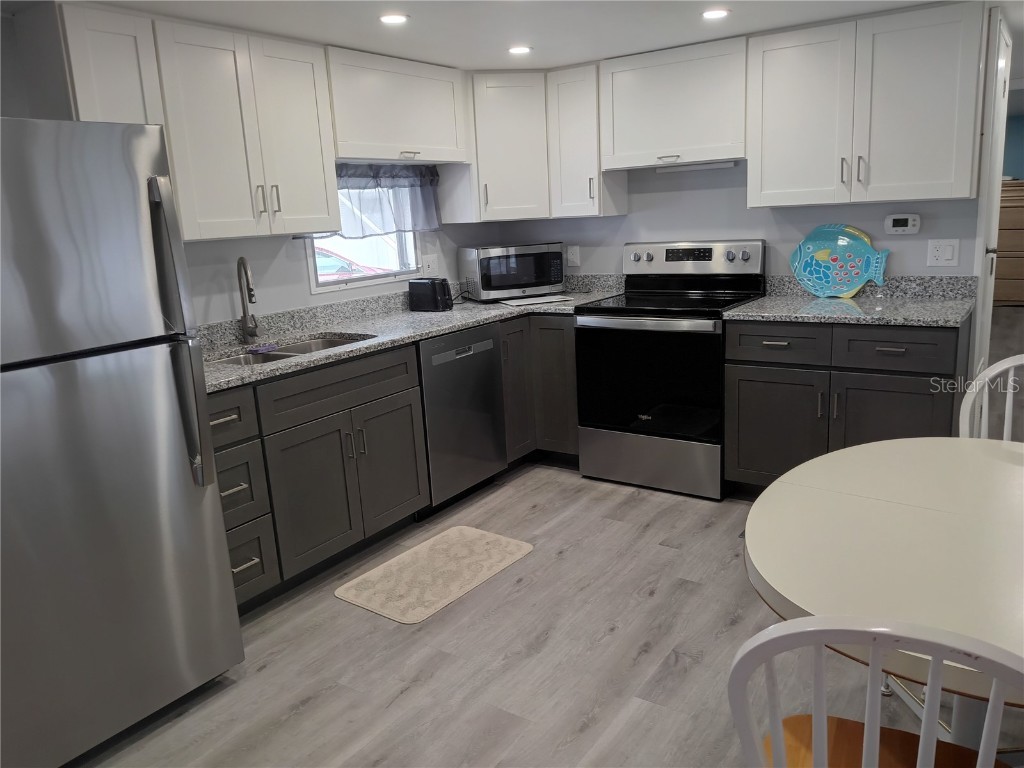 5119 Glen Echo Avenue Sarasota FL 34234 A4652394 image13