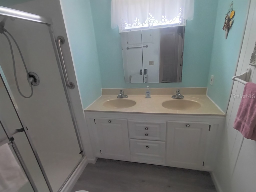 5119 Glen Echo Avenue Sarasota FL 34234 A4652394 image25