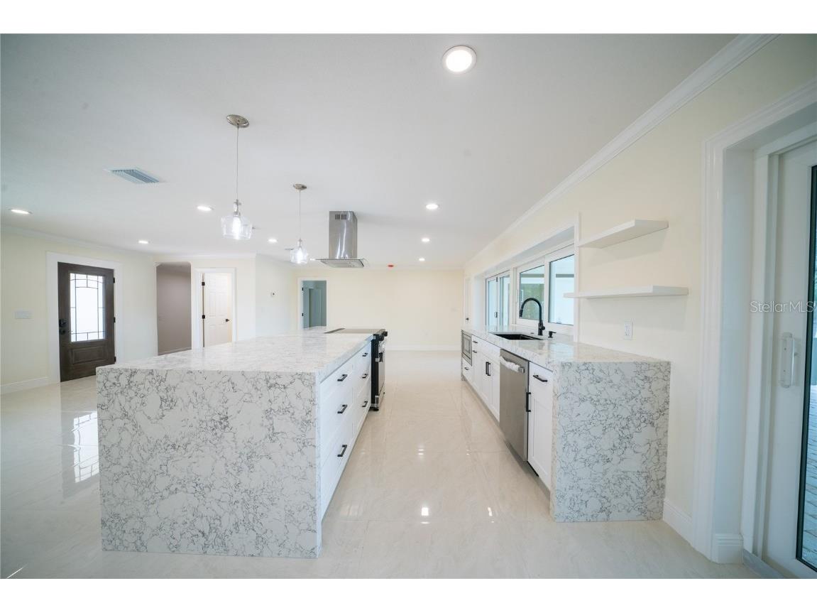 5119 Venetian Boulevard NE Saint Petersburg FL 33703 TB8436037 image27