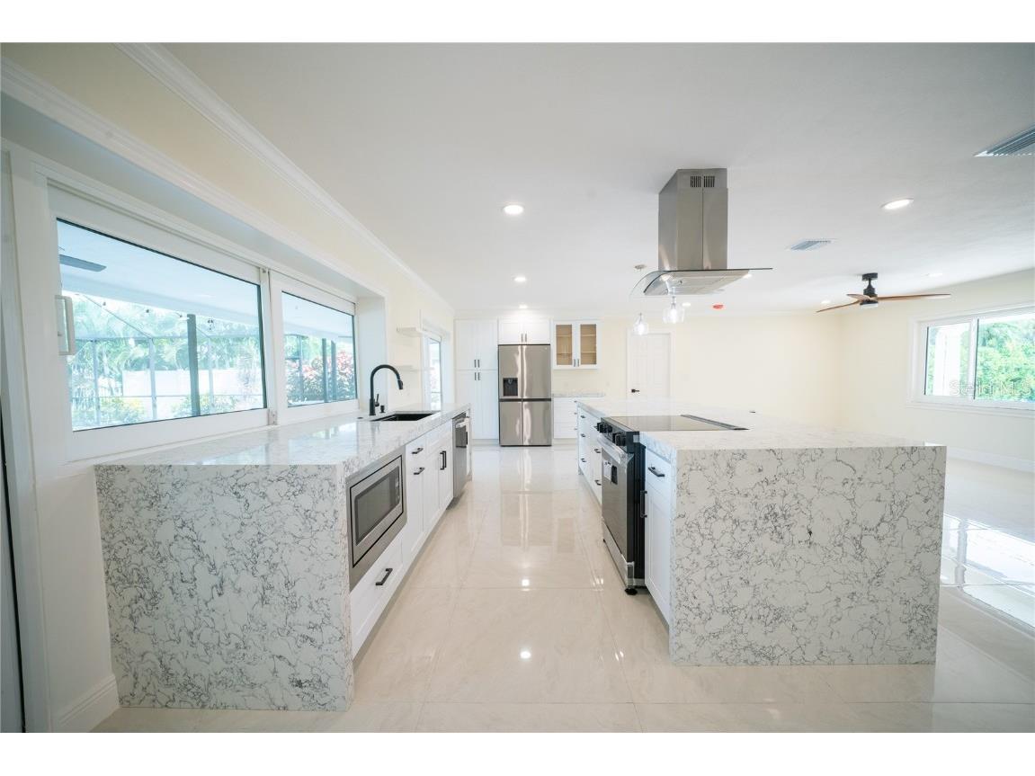 5119 Venetian Boulevard NE Saint Petersburg FL 33703 TB8436037 image29