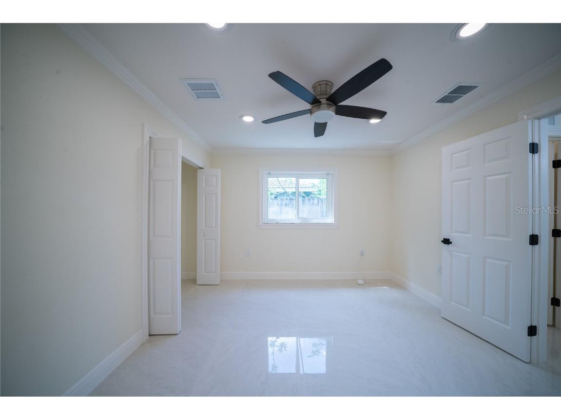 5119 Venetian Boulevard NE Saint Petersburg FL 33703 TB8436037 image38