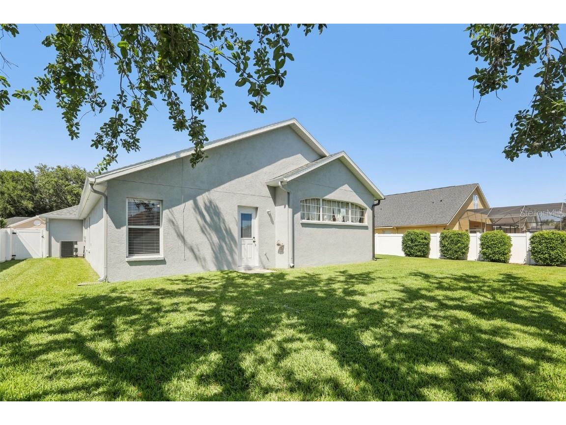 5119 Whispering Leaf Trail Valrico FL 33596 TB8376531 image40