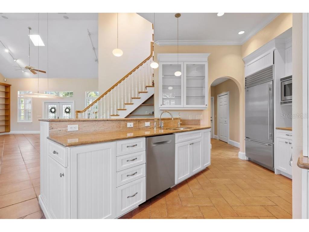 512 77th Street Holmes Beach FL 34217 A4653661 image14