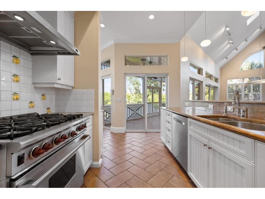 512 77th Street Holmes Beach FL 34217 A4653661 image17