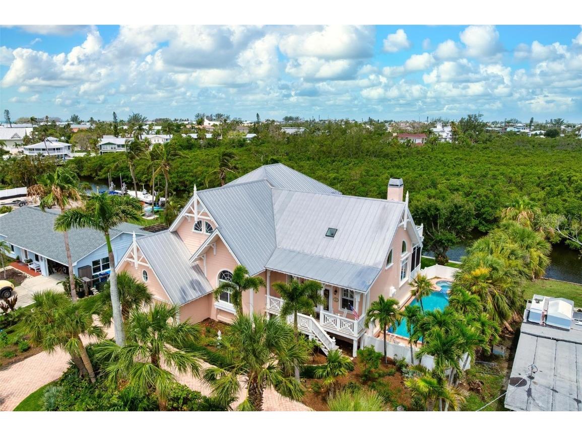 512 77th Street Holmes Beach FL 34217 A4653661 image2