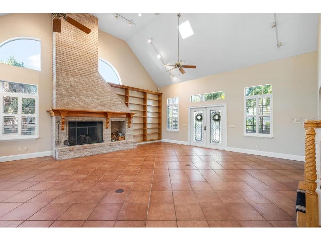 512 77th Street Holmes Beach FL 34217 A4653661 image8