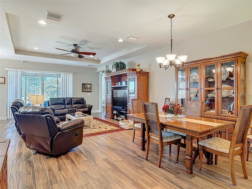 512 Adenmore Ter Deland FL 32724 V4946013 image16