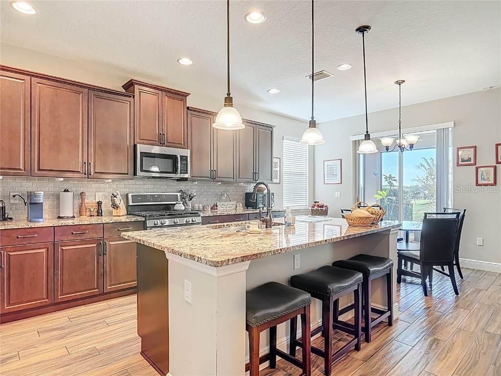 512 Adenmore Ter Deland FL 32724 V4946013 image23