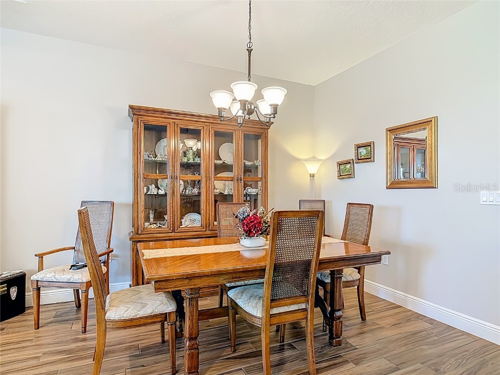 512 Adenmore Ter Deland FL 32724 V4946013 image32