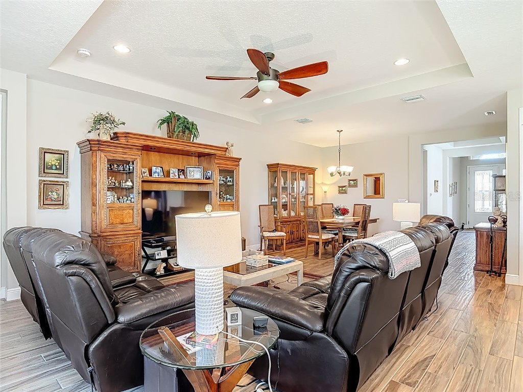 512 Adenmore Ter Deland FL 32724 V4946013 image7