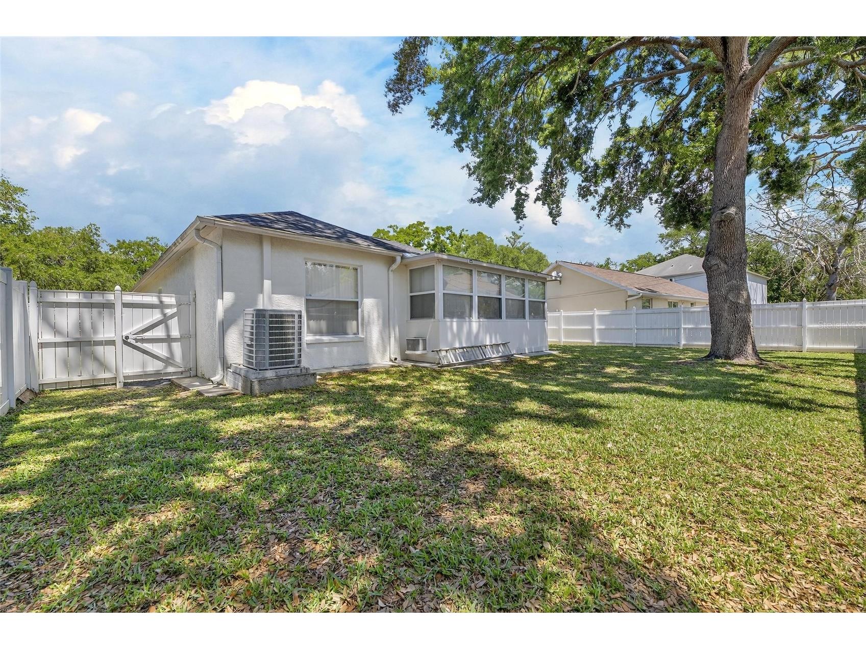 512 Atwood Avenue N Saint Petersburg FL 33702 TB8469592 image24