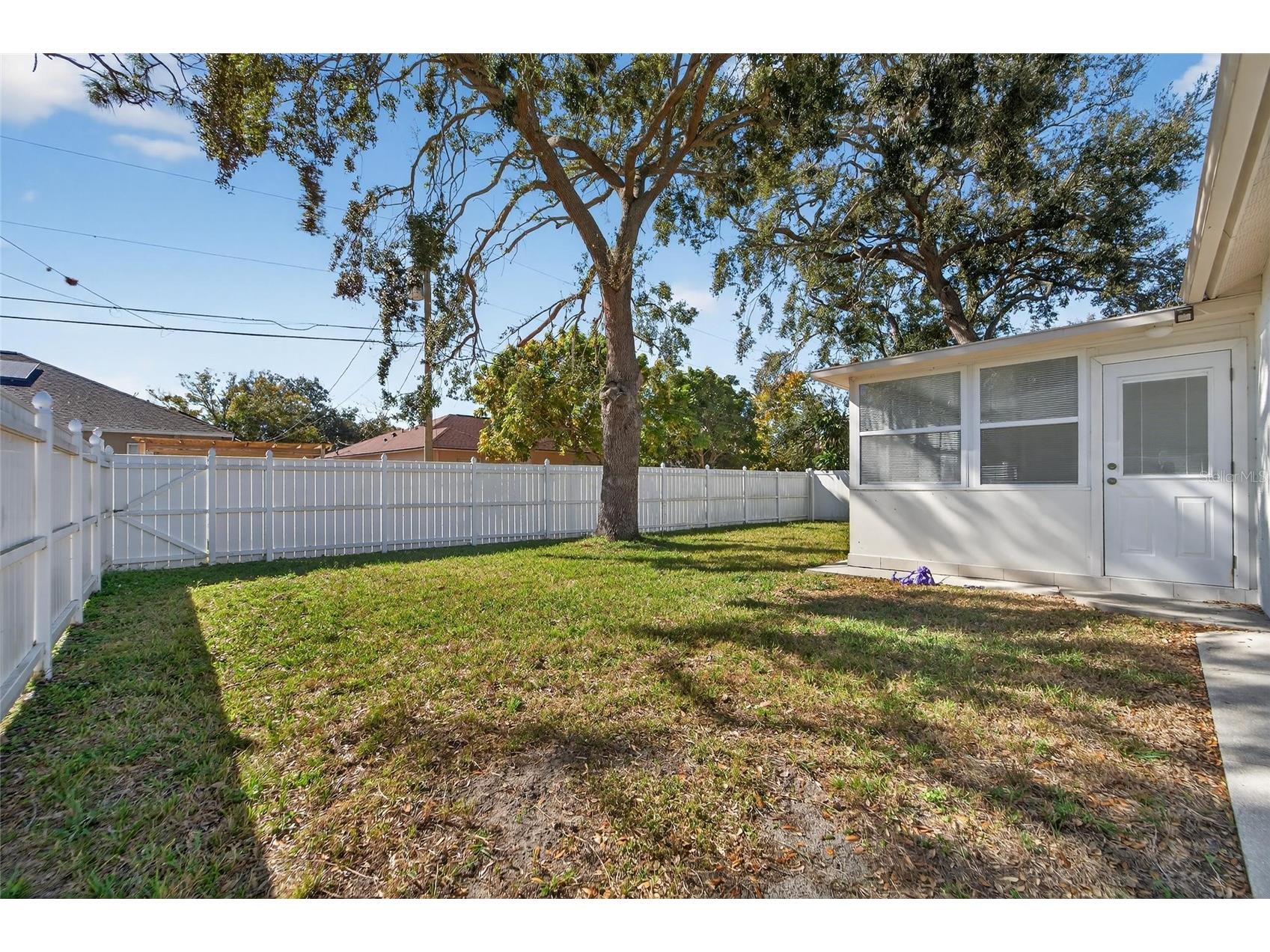512 Atwood Avenue N Saint Petersburg FL 33702 TB8469592 image25