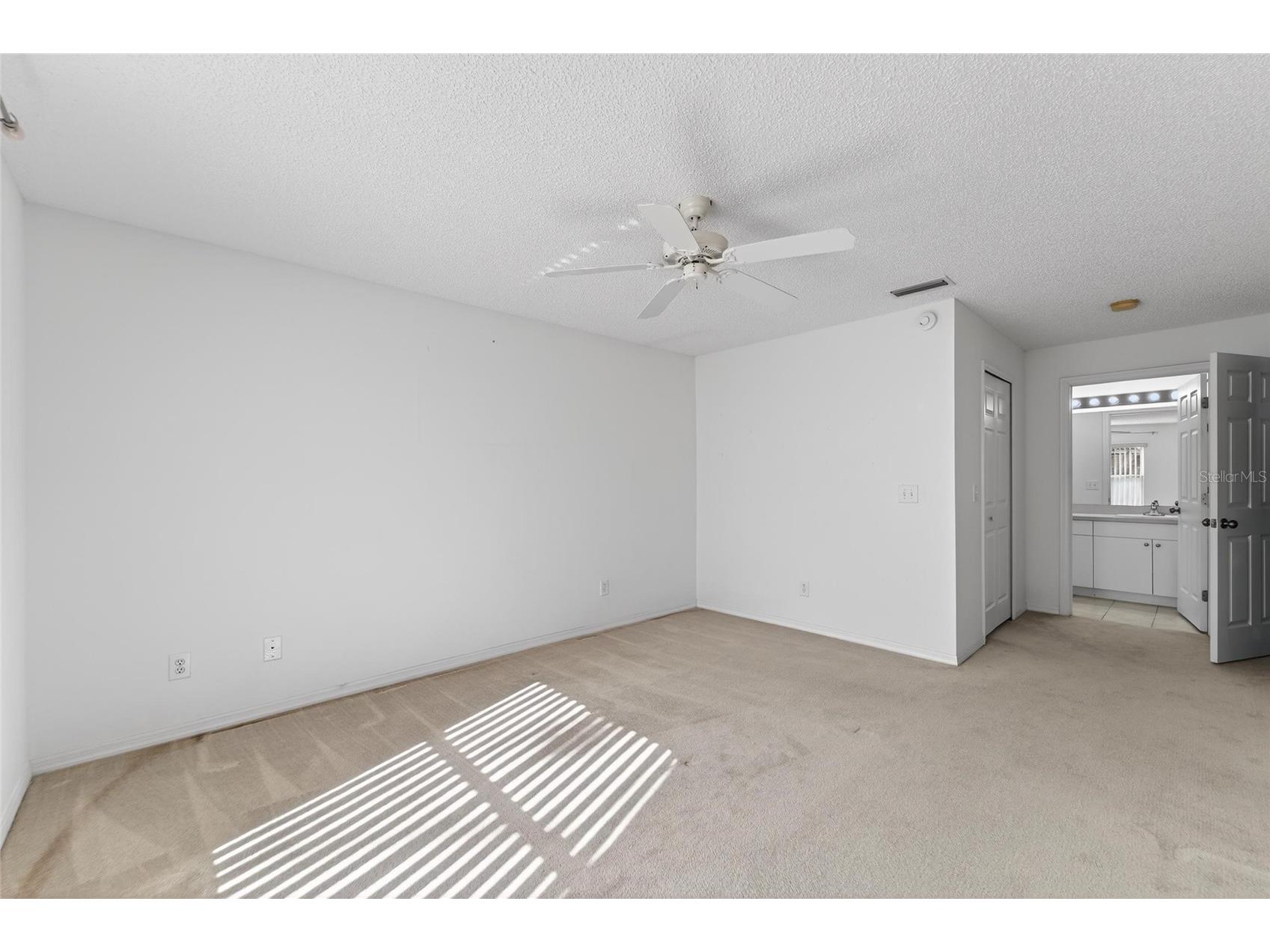 512 Atwood Avenue N Saint Petersburg FL 33702 TB8469592 image40