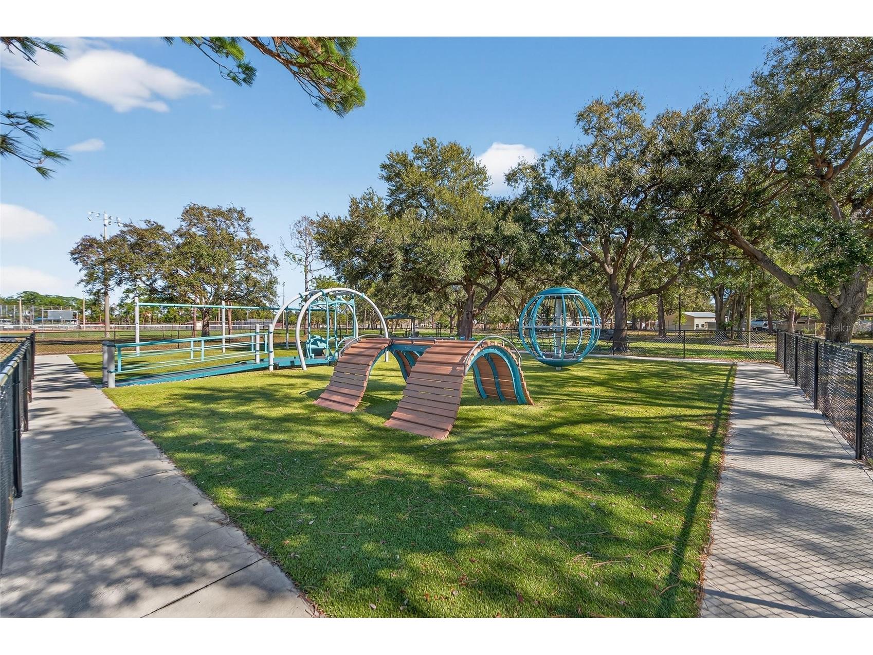 512 Atwood Avenue N Saint Petersburg FL 33702 TB8469592 image54