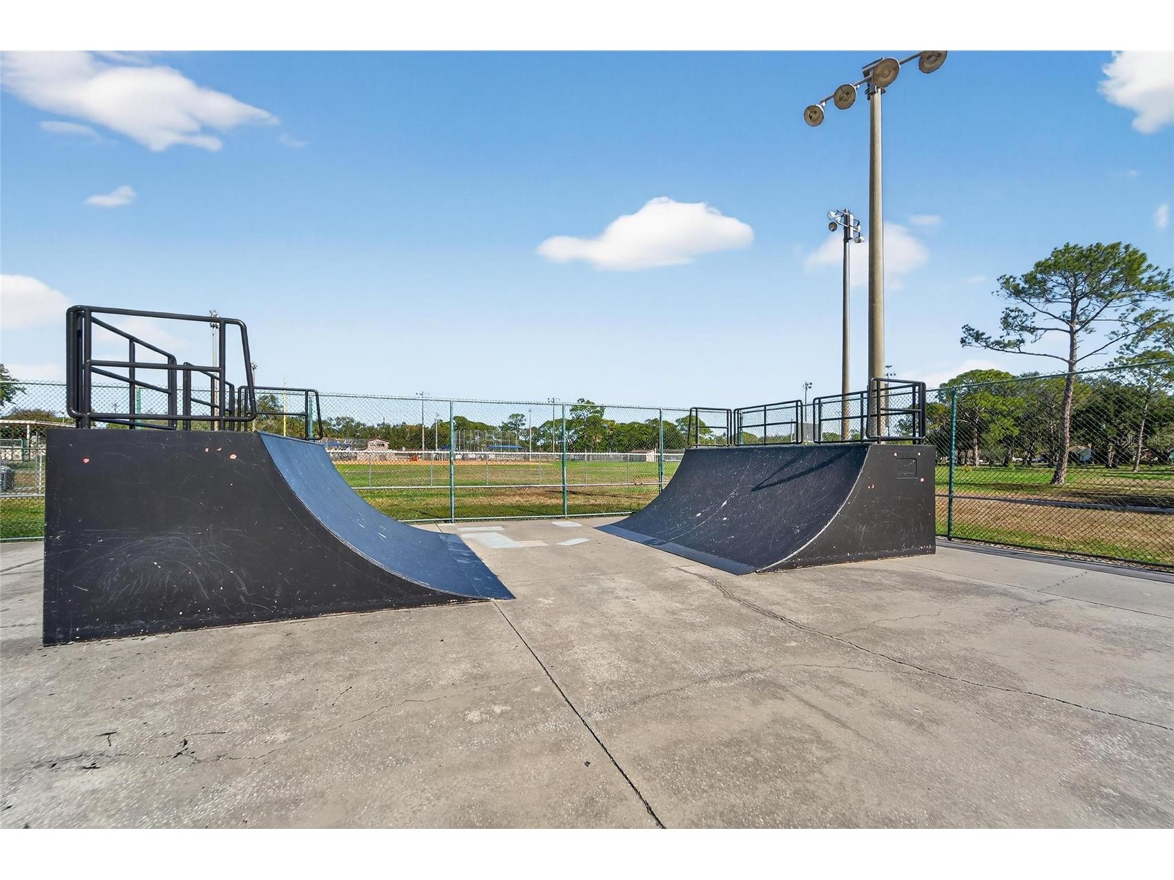 512 Atwood Avenue N Saint Petersburg FL 33702 TB8469592 image57