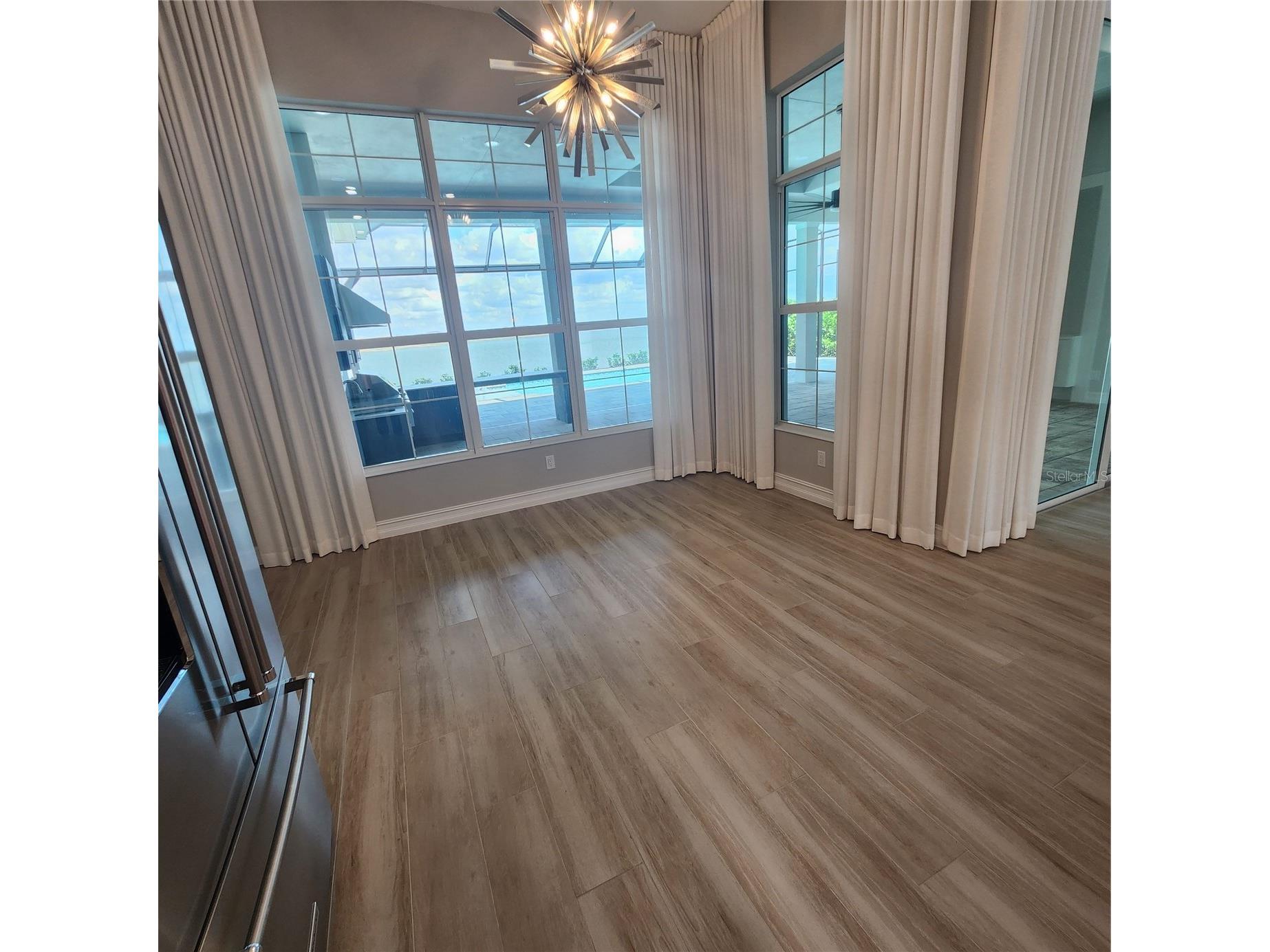 512 Blue Shell Loop Sarasota FL 34240 A4683955 image16