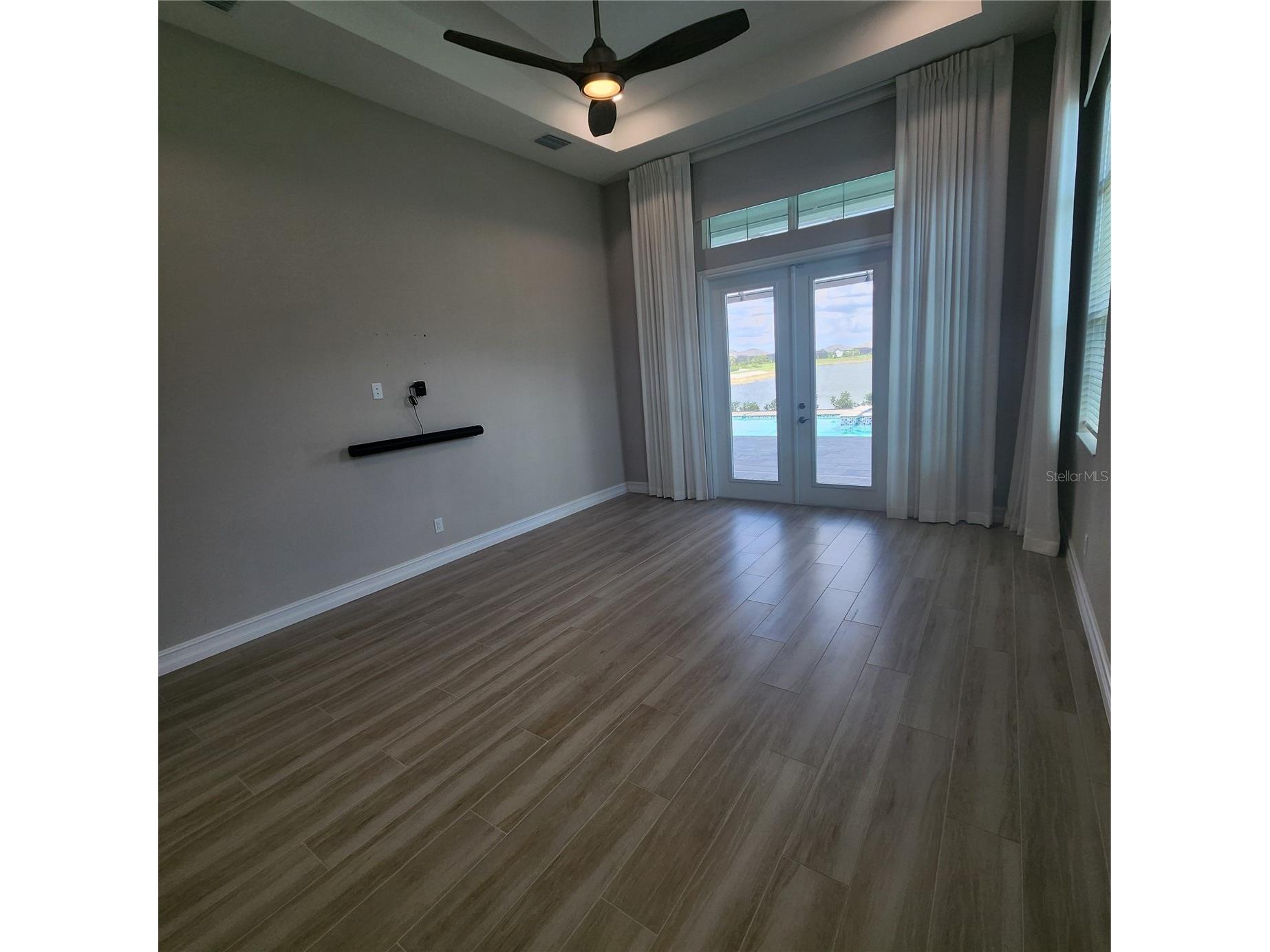 512 Blue Shell Loop Sarasota FL 34240 A4683955 image18