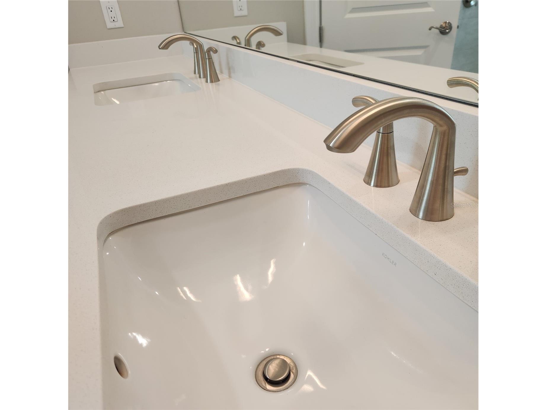 512 Blue Shell Loop Sarasota FL 34240 A4683955 image22