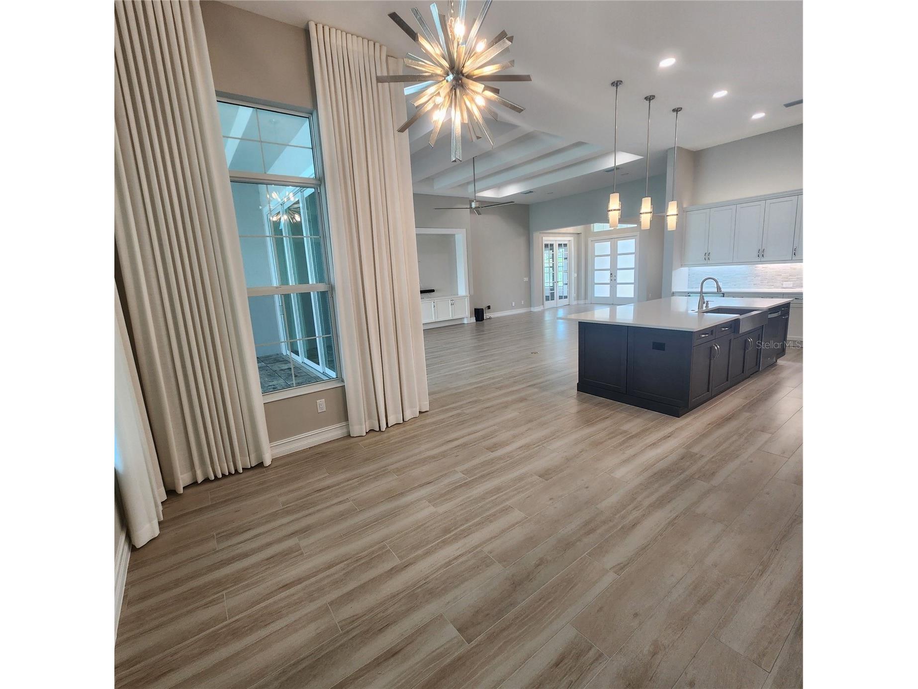512 Blue Shell Loop Sarasota FL 34240 A4683955 image7