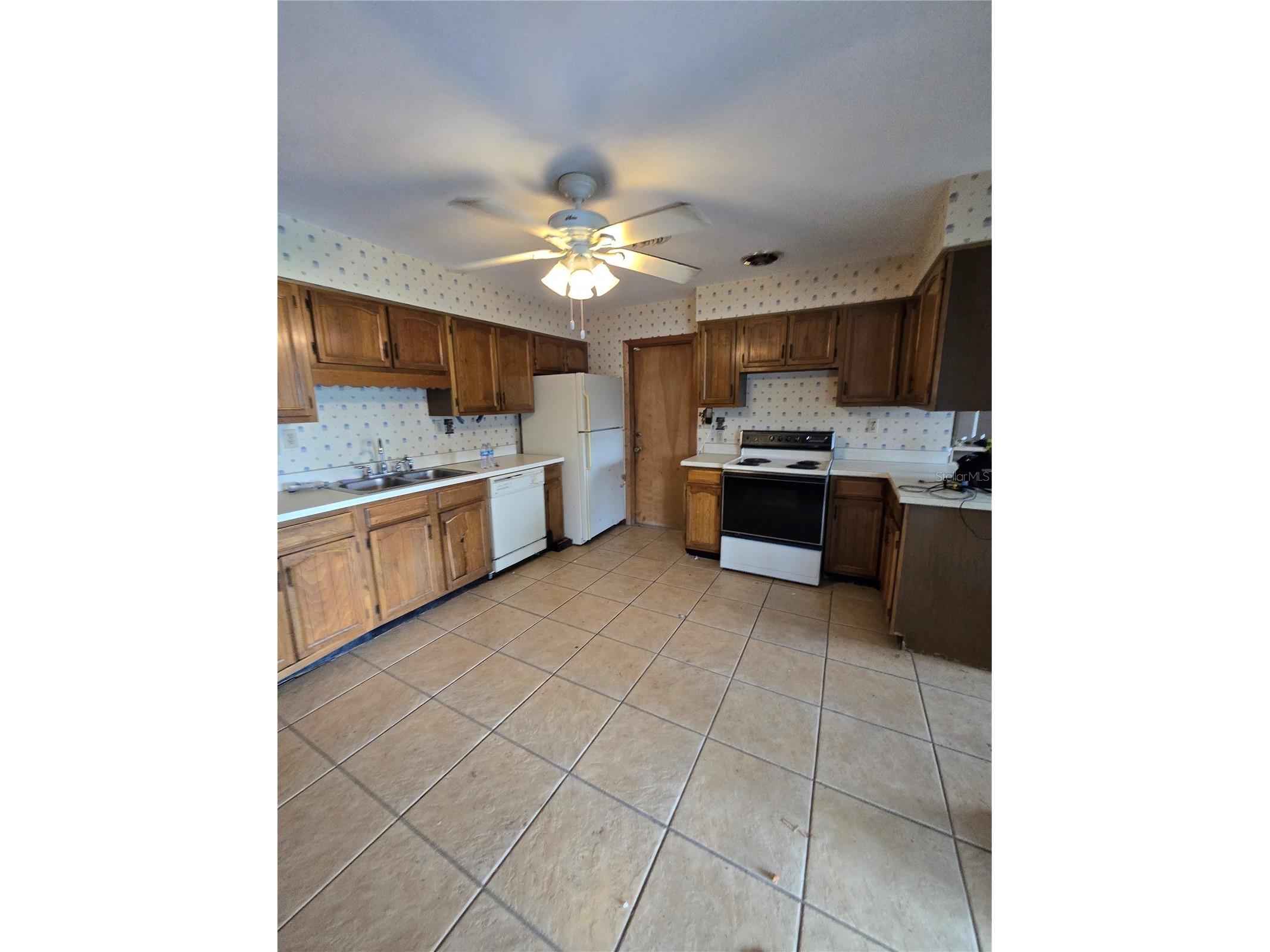 512 Boger Boulevard N Lakeland FL 33803 L4962533 image2