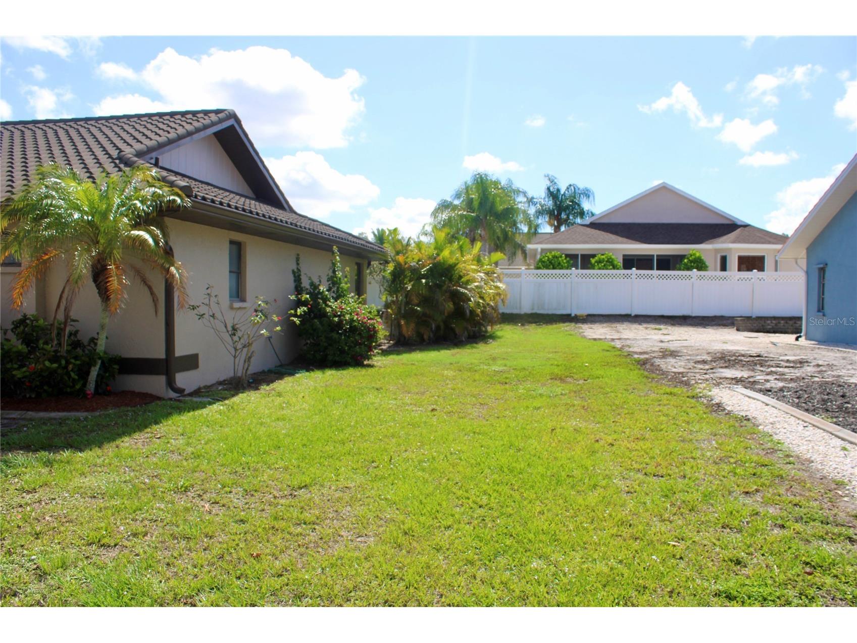 512 Boxwood Lane Englewood FL 34223 A4694434 image16