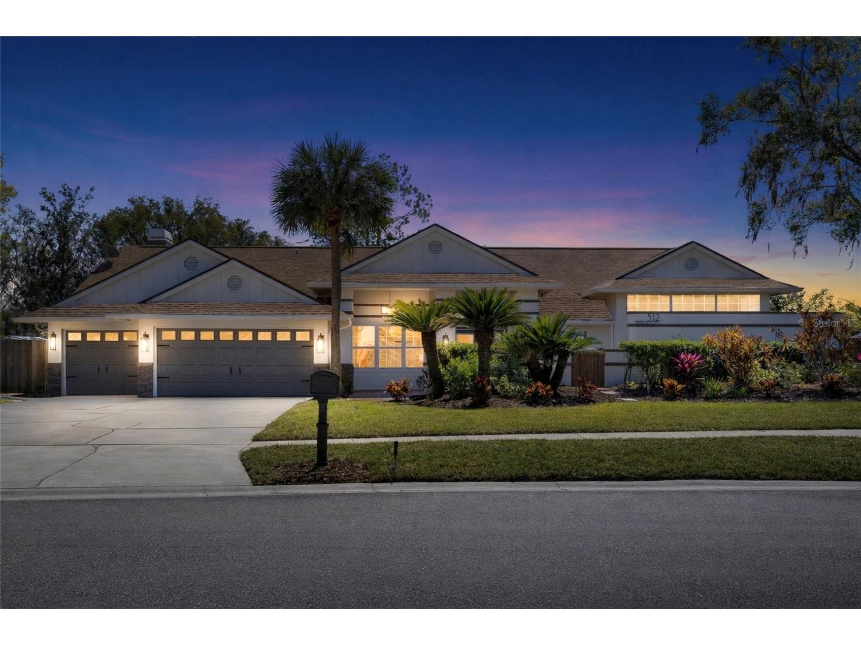 512 Crystal Grove Boulevard Lutz FL 33548 TB8480572 image1