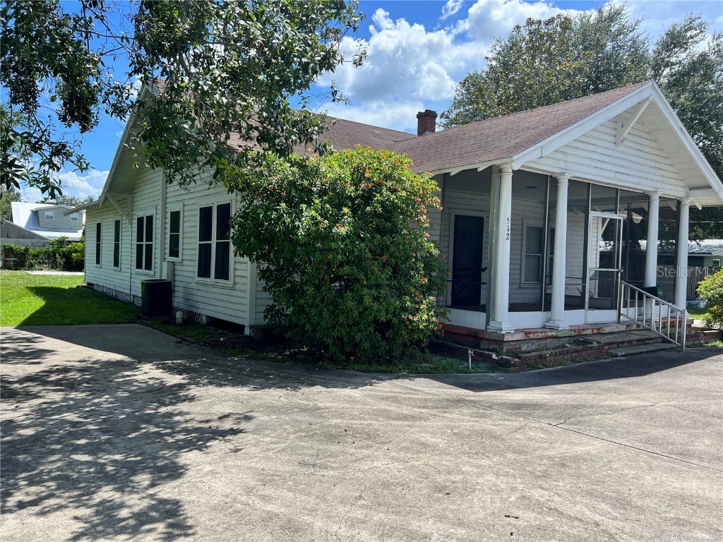 512 E Hickory St Arcadia FL 34266 A4577587 image1