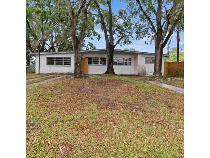 512 E Langford Drive Plant City FL 33563 W7854430 image1