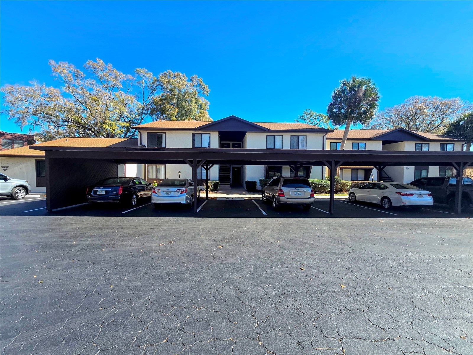 512 Fairways Circle #A Ocala FL 34472 - LAKE SPARKLE OM717508 image2