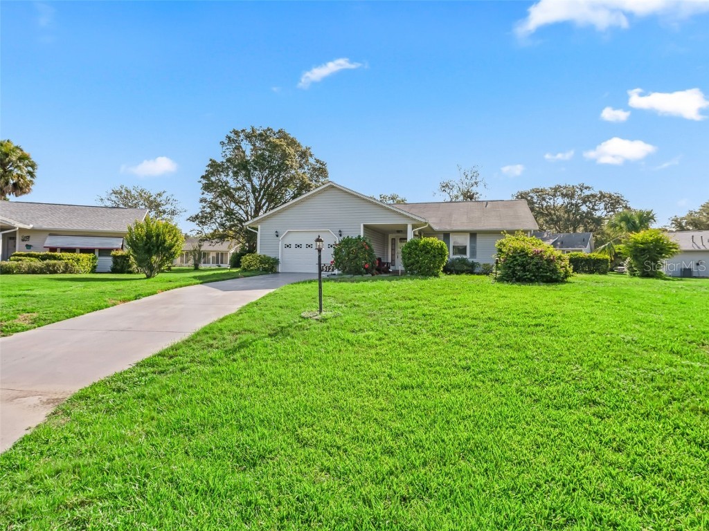 512 Galloway Court Leesburg FL 34788 G5098188 image1
