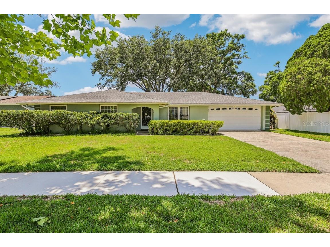 512 Hillpine Way Brandon FL 33510 TB8388792 image1